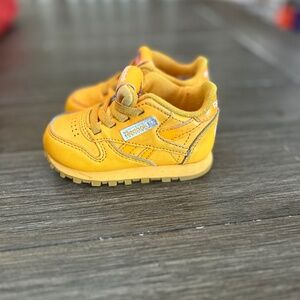 Vintage Toddler Rebok